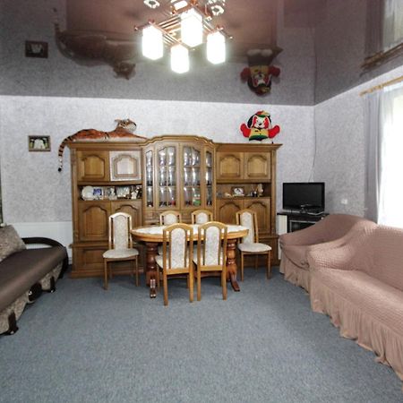 Котедж "Явірник" Tatariv Esterno foto